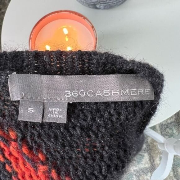 360 Cashmere Dark Grey Wool & Cashmere Blend Sweater With Red Star - Picture 8 of 8
